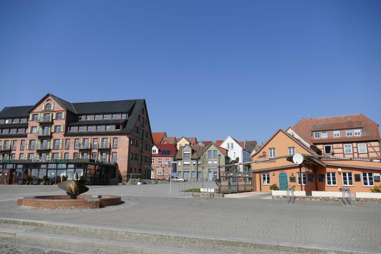 Ferienwohnung "Waren Am Hafen" Objekt-Id 11992-8 Exterior photo